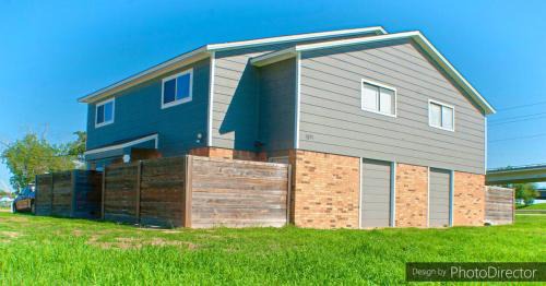 Southwood Valley Apartment | All-inclusive Apartment! A Full Kitchen!