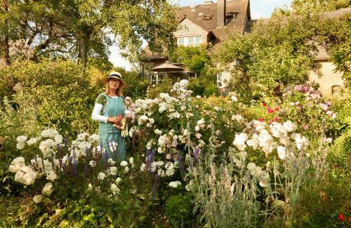 Loogh Bed & Breakfast | All Seasons Bed & Breakfast