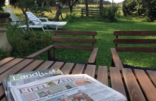 Loogh Bed & Breakfast | All Seasons Bed & Breakfast