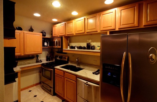 Eureka Springs Historic District Hotel | All Seasons Inn