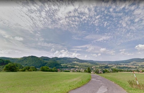 Decin Apartment | All you need in Decin III-7 bed ap- cycling trail