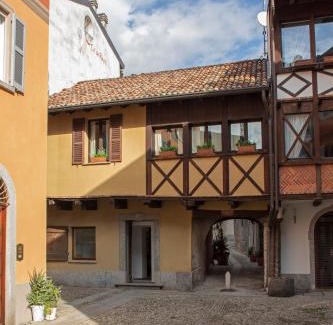 Cernobbio Apartment | Alla Piazzetta del Castello