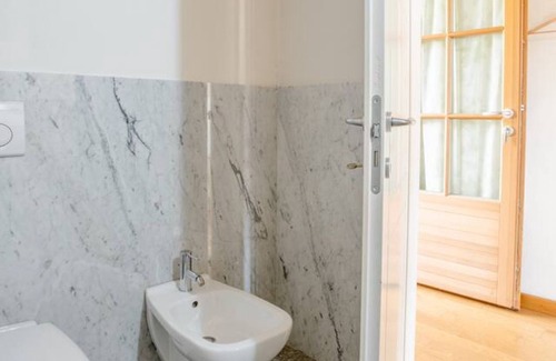 Abbadia Lariana Bed & Breakfast | Alla Torre del Barbarossa B&B Foresteria