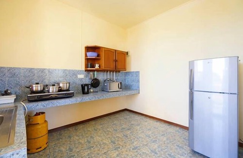 Bain Boeuf Apartment | Allamanda Studios and Apartments