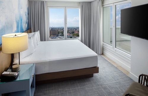 Long Beach Hotel | Allegria Hotel