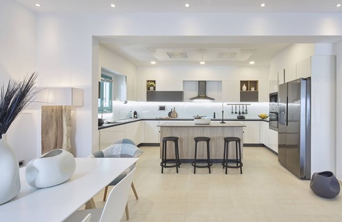 Monolithos Villa | Almyriki Beach Villa