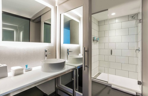 Downtown Austin Hotel | Aloft Austin Downtown