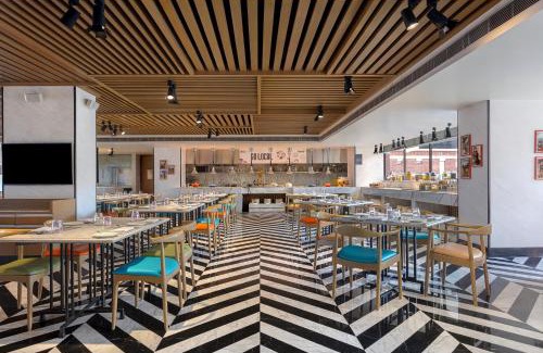Thamel Hotel | Aloft Kathmandu Thamel