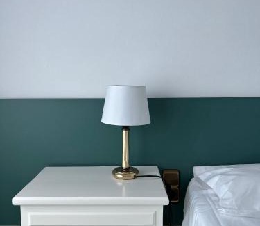 Tona Hotel | Aloha Espai Residencial
