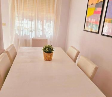 Hellin Apartment | Alojamiento centrico en Hellin con garaje