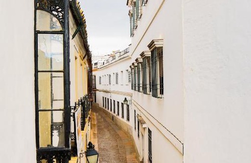 La Trinidad-San Juan y Todos los Santos Apartment | Alojamiento IB Juderia