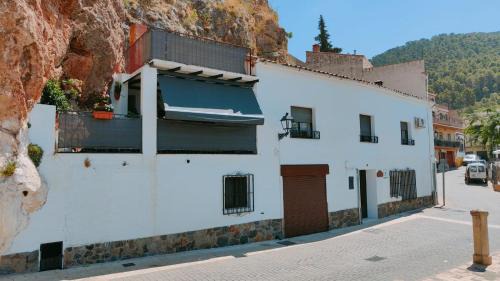 Hornos House | Alojamiento Rural El Peñon de Hornos