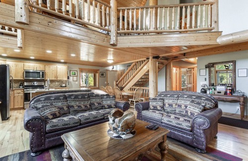 Island Park Cabin | Alpenglow Retreat | Hot Tub | 2 Cabins