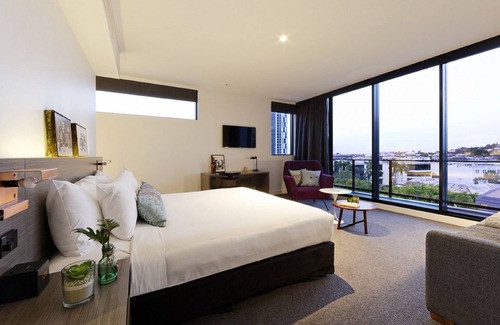 Fortitude Valley Hotel | Alpha Mosaic Hotel Fortitude Valley