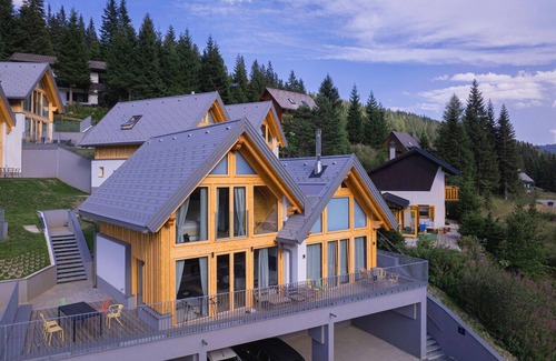 Schonberg House | Alpine chalet with private sauna