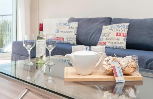 Bigbury-on-Sea House | Alpine Cottage