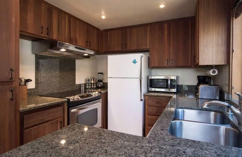 Alpine Meadows House | Alpine Darling By Tahoe Getaways - Hot Tub- Dog OK- Ski Shuttle