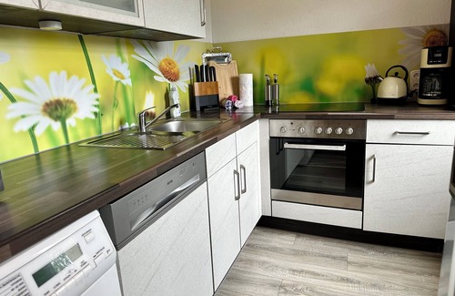 Schmidtheim Apartment | Alter Bahnhof, mit Optionalem Whirlpool und Sauna