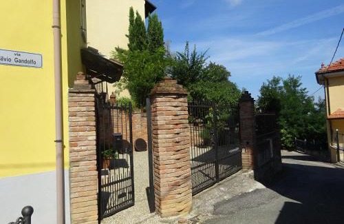 Maranzana House | Altes Backhaus in Maranzana