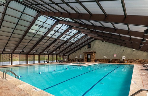 Seven Devils Condo | Altitude Adjustment an Echota on the Ridge Townhome!