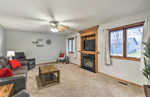 Altoona House | Altoona Home 11 Mi to Downtown Des Moines