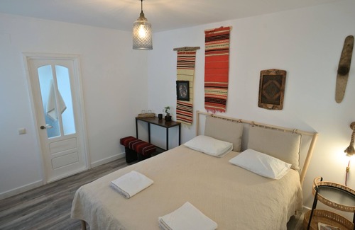 Colti House | Alunis Retreat