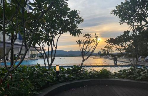 Kajang Apartment | Alwafiqah Palmyra Condo 3 Bedroom- With Netflix & Wifi near Bangi, Kajang, Nilai,Putrajaya, KLIA