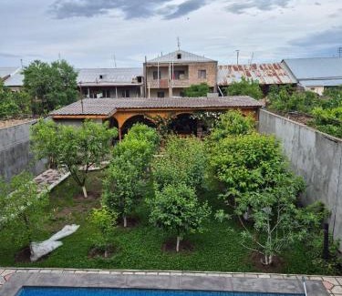 Ecmiadzin House | Alyona's house