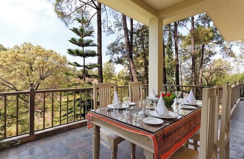 Kasauli Villa | amã Stays & Trails 7 Pines, Kasauli