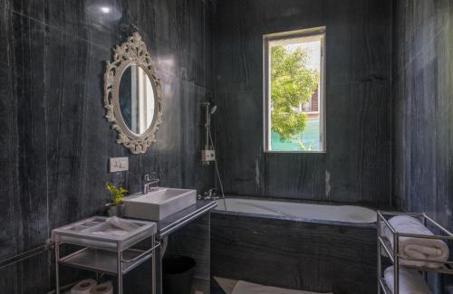 Khalapur Villa | ama Stays and Trails Casa Kenzo, Kashid