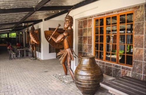 Dundee Cabin | Amabutho Warrior Lodge