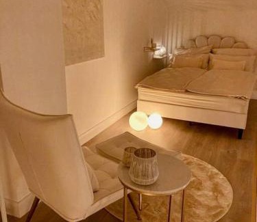 Schoenefeld Apartment | AMALFI HOME - Stylish apartment with terrace