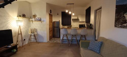 Rodrigues Island House | Amanda's Tiny Heaven