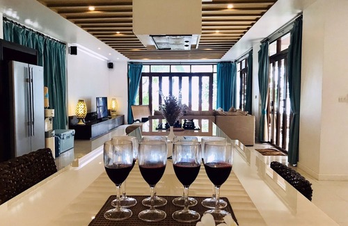 Sai Thai Villa | Amatapura Beach Villa 14