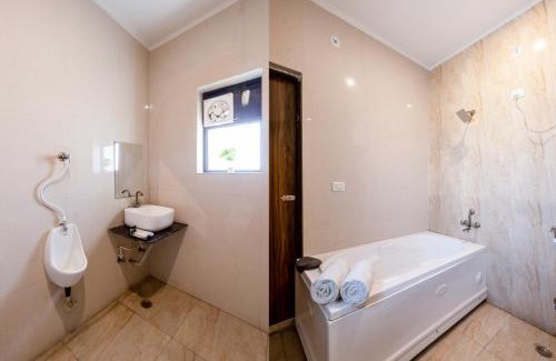 Sector 70 Apartment | Amaze Stays Noida Sector 70