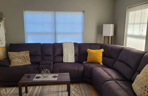 Glendale House | Amazing 3 bedroom home, perfect for families!