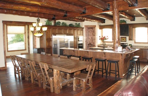 St. Charles Cabin | Amazing Beachfront Lodge at Bear Lake w/theater