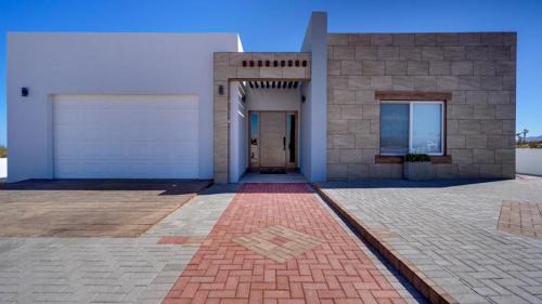El Dorado Ranch House | Amazing El Dorado Ranch Pool house La Kasa 53