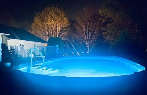 Port Jervis House | Amazing Getaway 4BR 3BA, pool, hot tub, pool table!