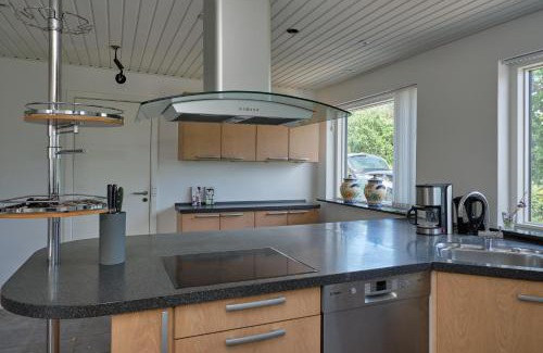 Lyngsbæk Strand House | Amazing Home In Ebeltoft With 3 Bedrooms And Internet