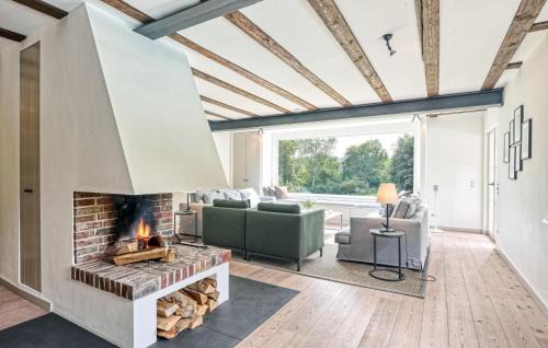 Buchenau House | Amazing Home In Eiterfeld With Wifi