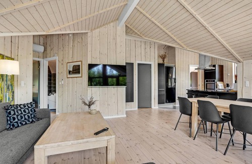 Rindby Strand House | Amazing home in Fanø with sauna