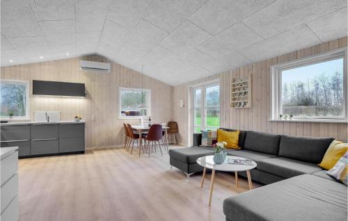 Farso House | Amazing Home In Farsø With Wifi