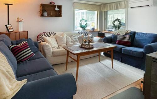 Fjalkinge House | Amazing Home In Fjälkinge With Wifi
