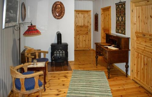 Asnes Municipality House | Amazing Home In Flisa With Kitchen
