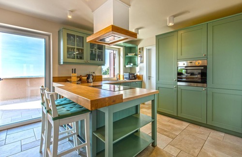Koper House | Amazing home in Gracisce with sauna