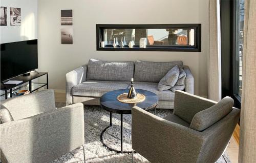Suldal House | Amazing Home In Hebnes With Wifi