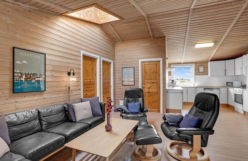 Argab House | Amazing home in Hvide Sande with sauna