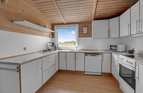 Argab House | Amazing home in Hvide Sande with sauna