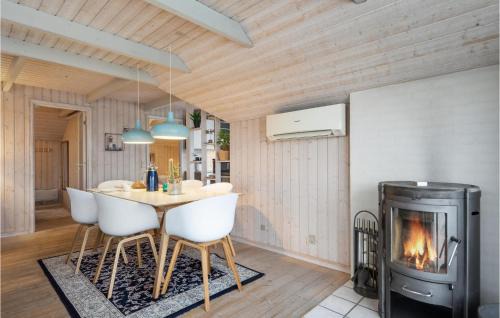 Nørre Lyngvig House | Amazing Home In Hvide Sande With Sauna
